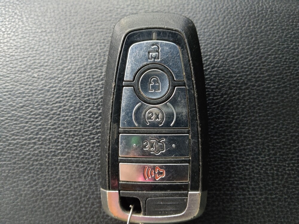 2018 Ford Explorer in Stone Mountain, GA 30083 - 18125593 32