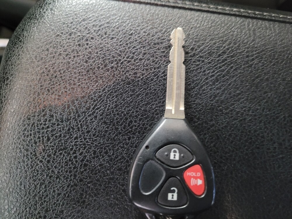 2015 Toyota 4Runner in Marietta, GA 30062 - 18125595 32