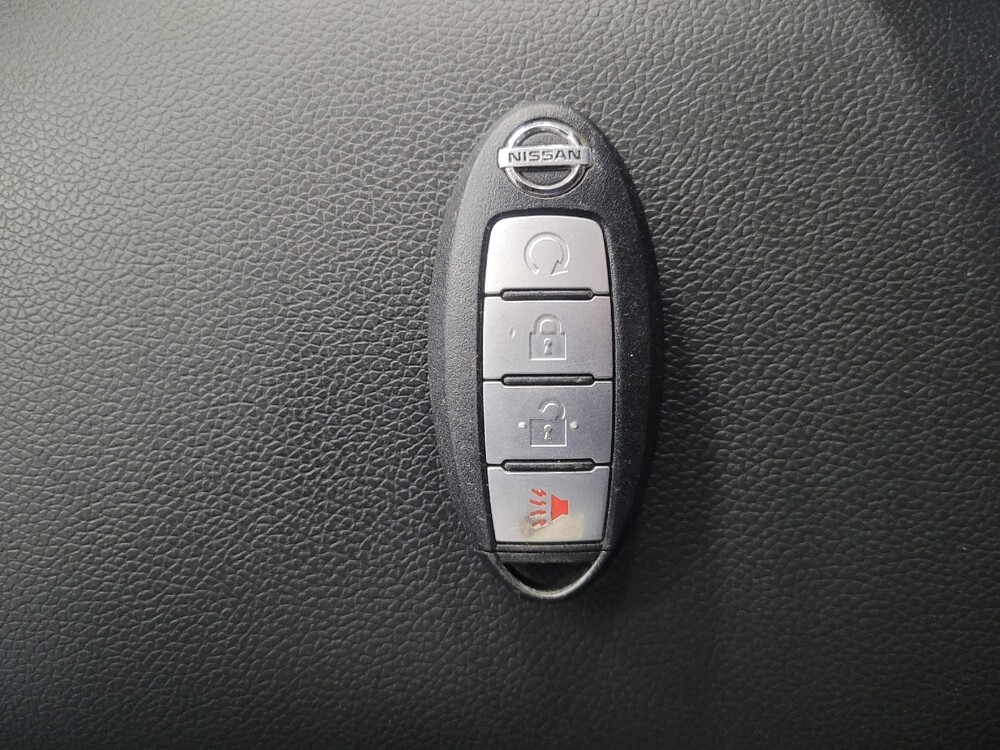 2017 Nissan Rogue Sport in Union City, GA 30291 - 18125596 32