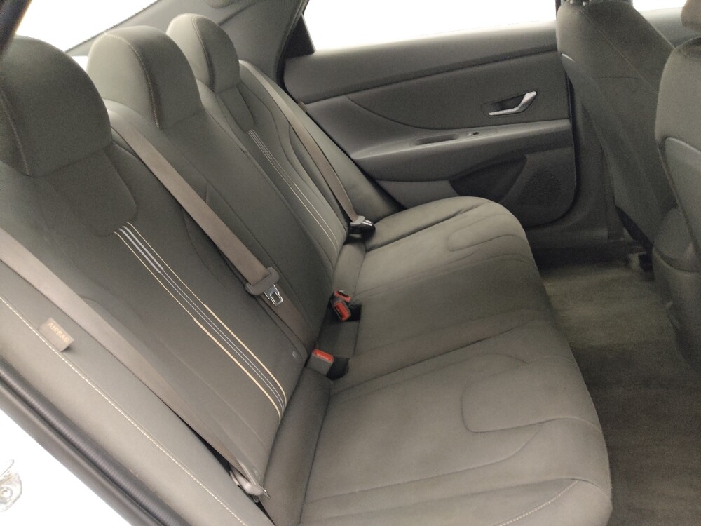 2024 Hyundai Elantra in Marietta, GA 30062 - 18125601 19