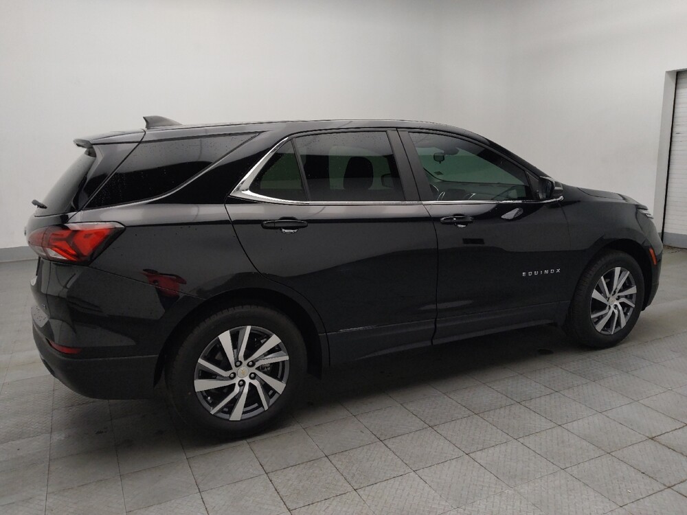 2024 Chevrolet Equinox in Union City, GA 30291 - 18125606 10