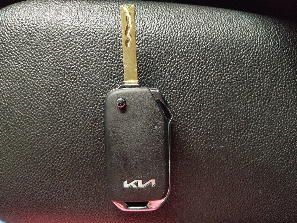 2024 Kia Forte in Stone Mountain, GA 30083 - 18125607 32