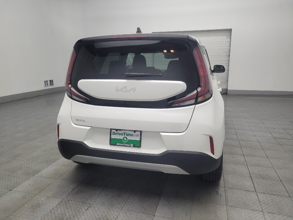 2025 Kia Soul in Union City, GA 30291 - 18125612 7