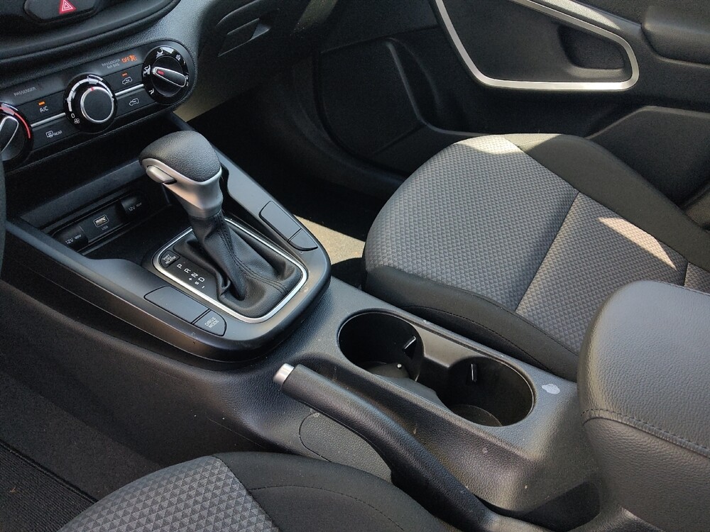 2025 Kia Soul in Union City, GA 30291 - 18125612 26