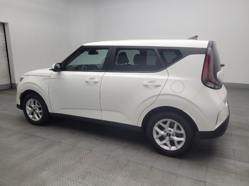 2025 Kia Soul in Union City, GA 30291 - 18125612 3