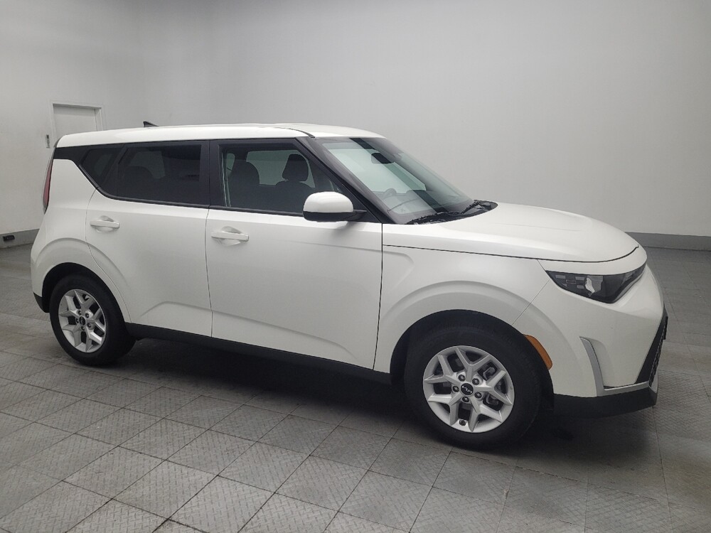2025 Kia Soul in Union City, GA 30291 - 18125612 11