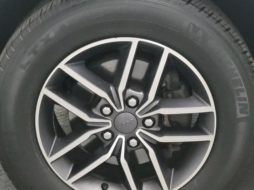 2020 Jeep Grand Cherokee in Tulsa, OK 74145 - 18125621 31