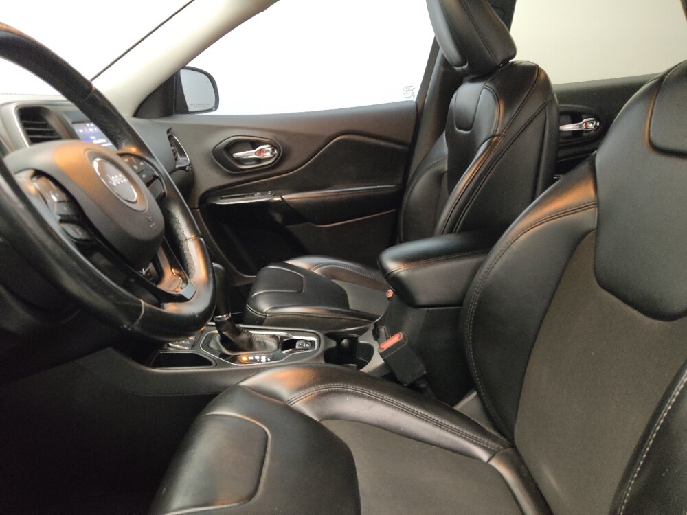 2019 Jeep Cherokee in Tulsa, OK 74145 - 18125633 17