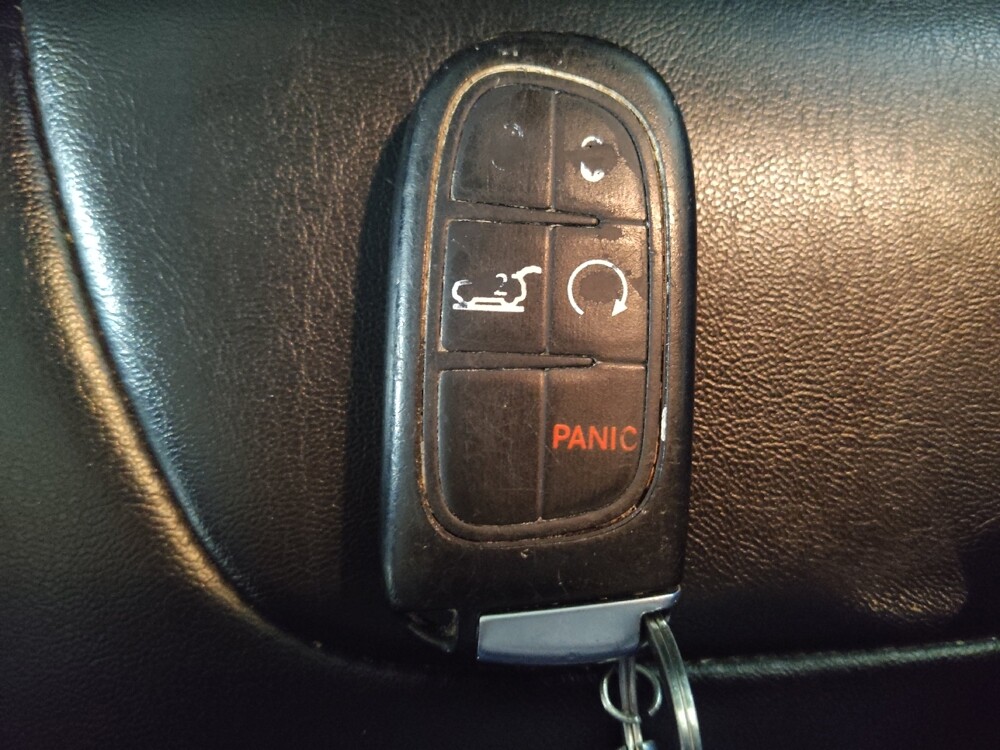 2019 Jeep Cherokee in Tulsa, OK 74145 - 18125633 32