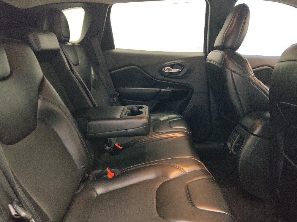 2019 Jeep Cherokee in Tulsa, OK 74145 - 18125633 19