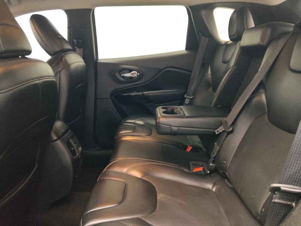 2019 Jeep Cherokee in Tulsa, OK 74145 - 18125633 18