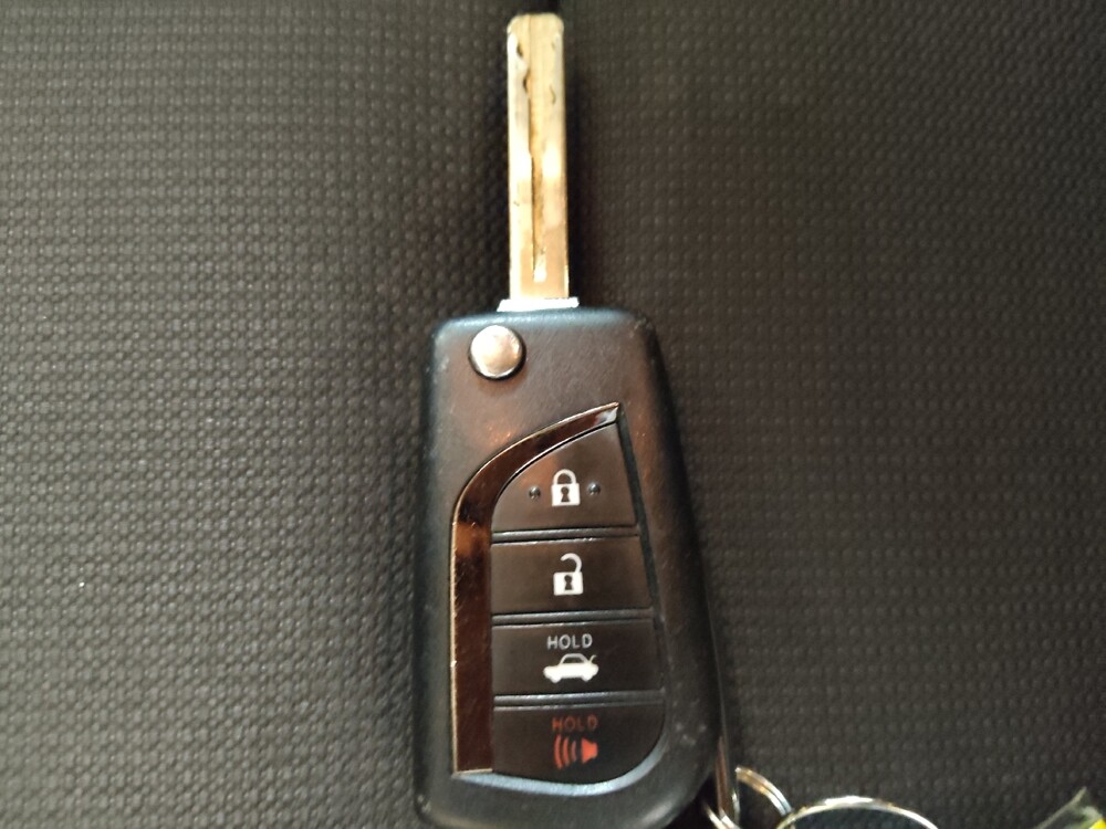 2020 Toyota Corolla in Tulsa, OK 74145 - 18125634 32