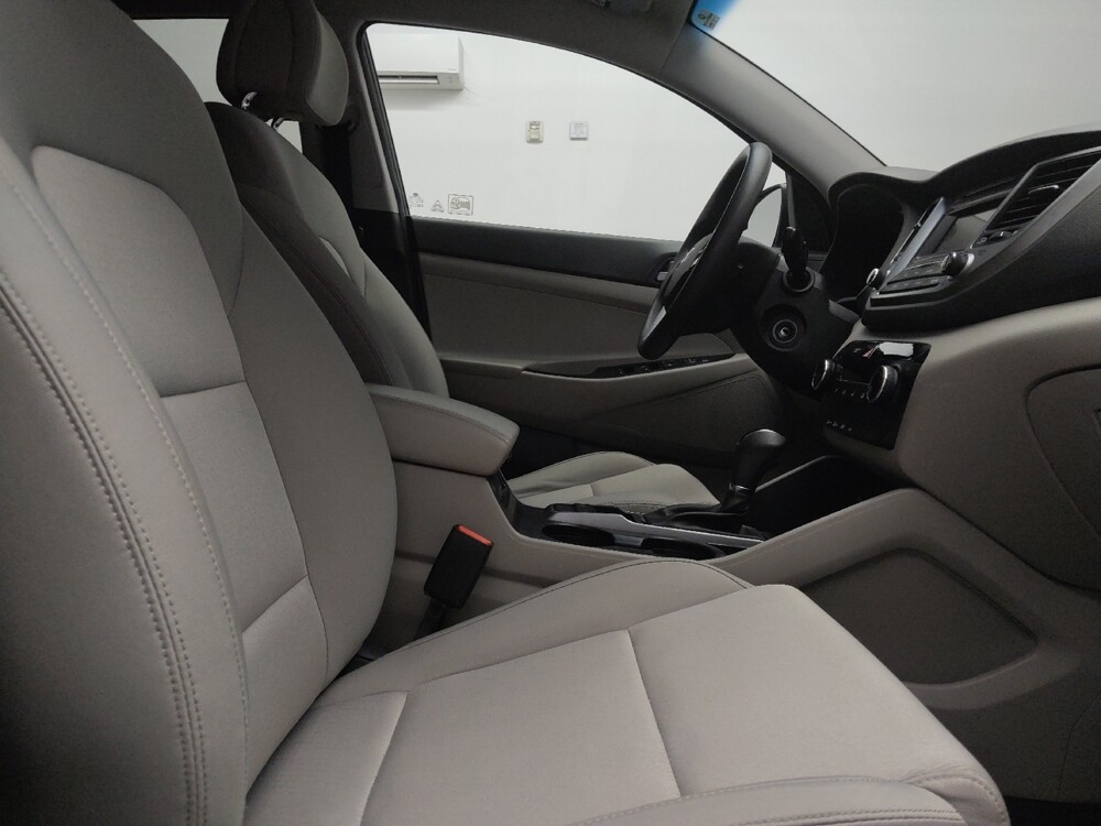 2017 Hyundai Tucson in Arlington, TX 76011 - 18125643 21
