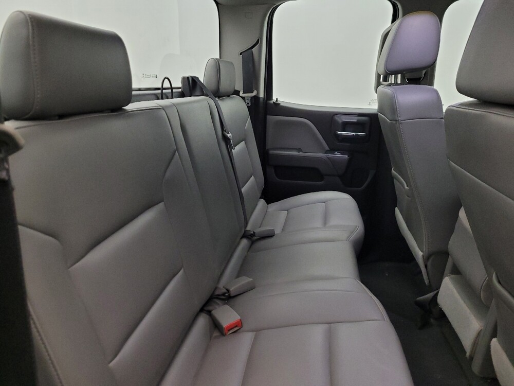 2018 Chevrolet Silverado 1500 in Phoenix, AZ 85022 - 18125646 19