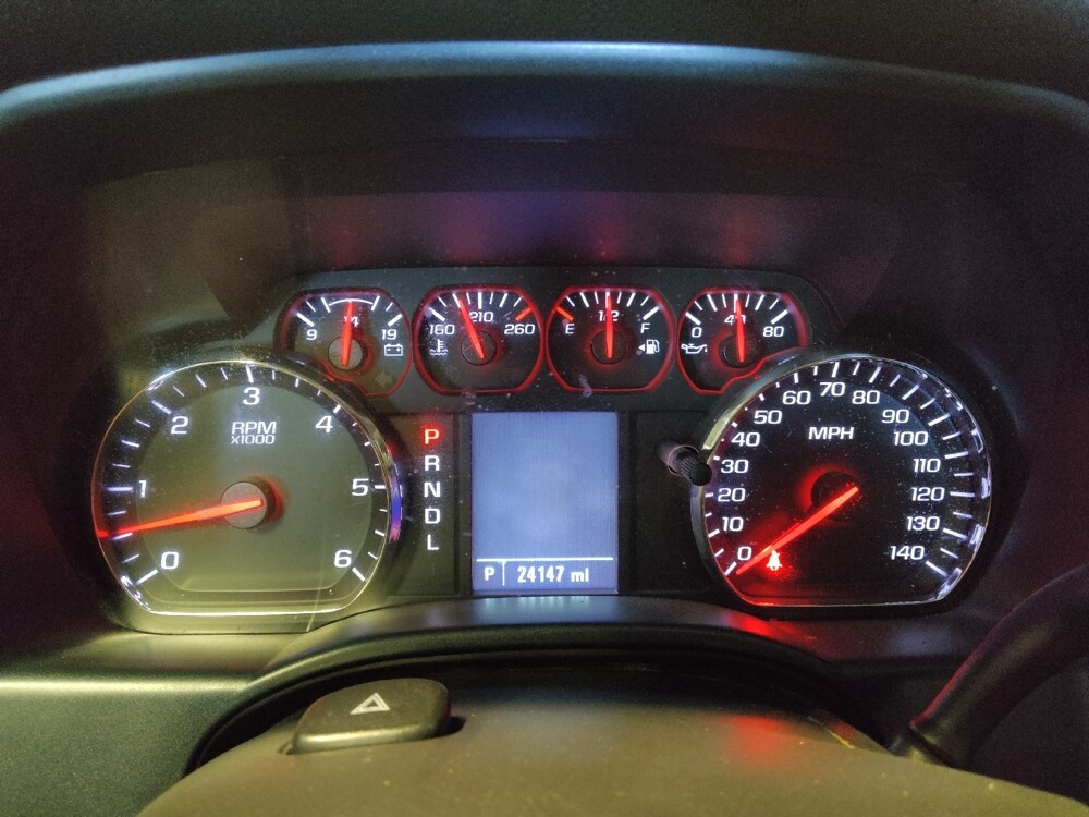 2018 Chevrolet Silverado 1500 in Phoenix, AZ 85022 - 18125646 23