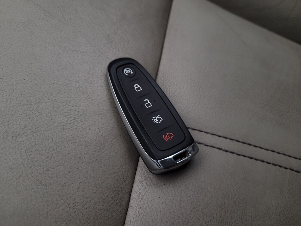 2014 Ford Edge in Glendale, AZ 85301 - 18125650 32