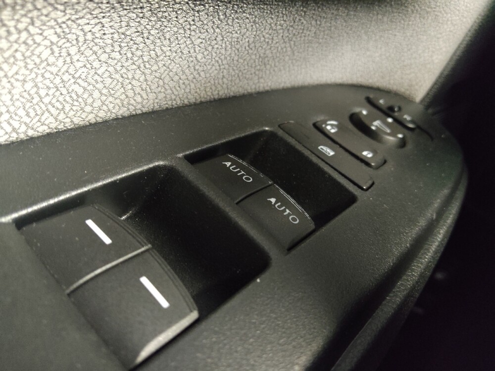 2020 Honda CR-V in Glendale, AZ 85301 - 18125652 27