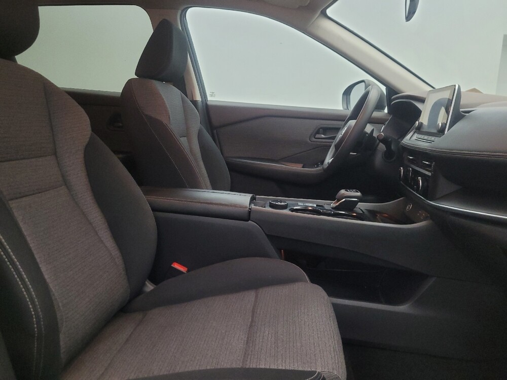 2021 Nissan Rogue in Glendale, AZ 85301 - 18125653 21