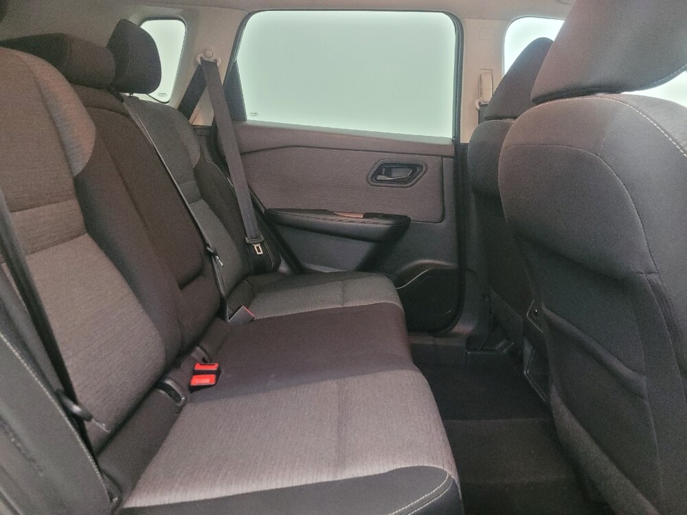 2021 Nissan Rogue in Glendale, AZ 85301 - 18125653 19