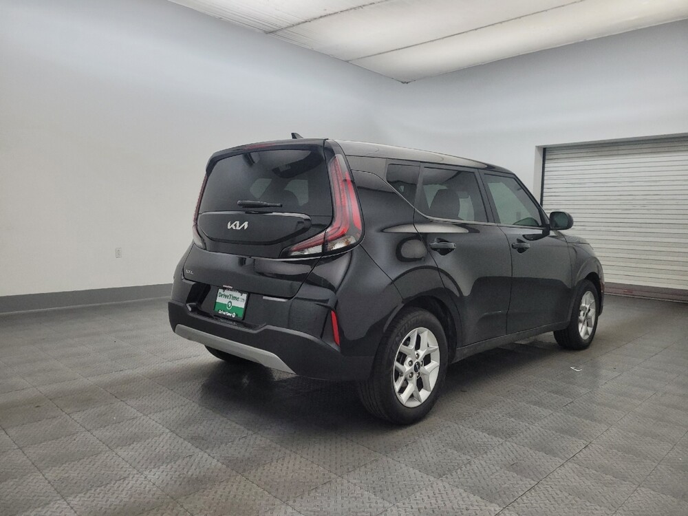 2023 Kia Soul in Chandler, AZ 85225 - 18125656 9