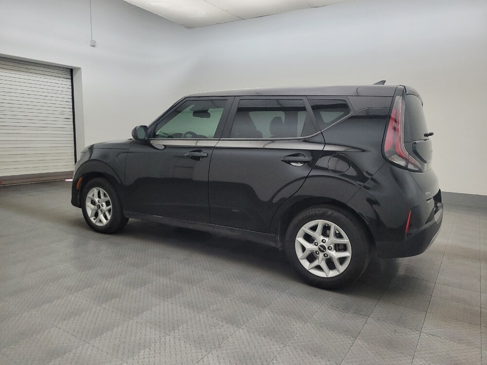 2023 Kia Soul in Chandler, AZ 85225 - 18125656 3