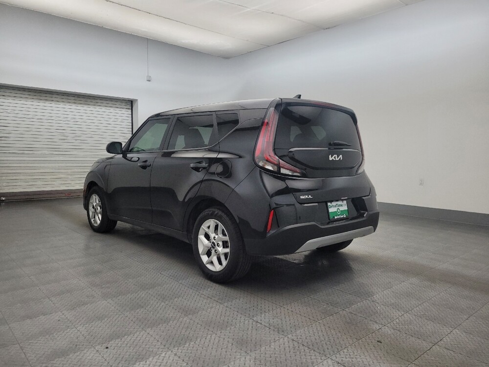 2023 Kia Soul in Chandler, AZ 85225 - 18125656 5