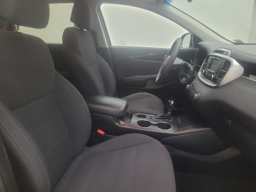 2017 Kia Sorento in Tucson, AZ 85705 - 18125657 21