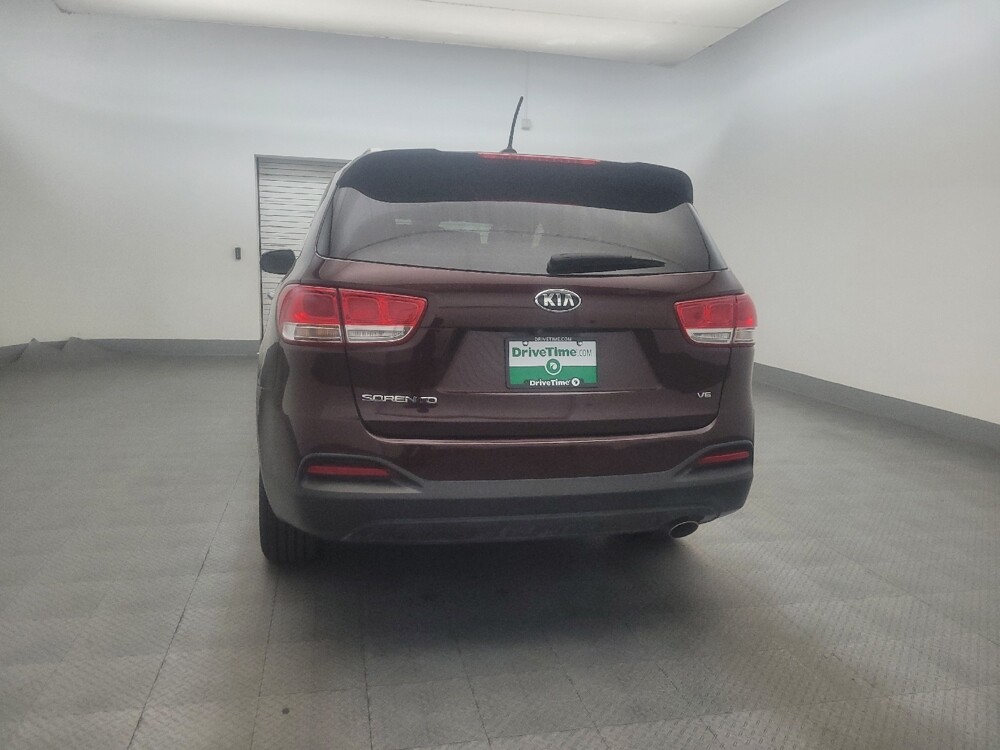 2017 Kia Sorento in Tucson, AZ 85705 - 18125657 6