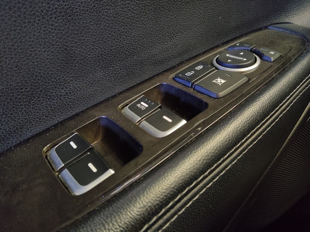 2017 Kia Sorento in Tucson, AZ 85705 - 18125657 27