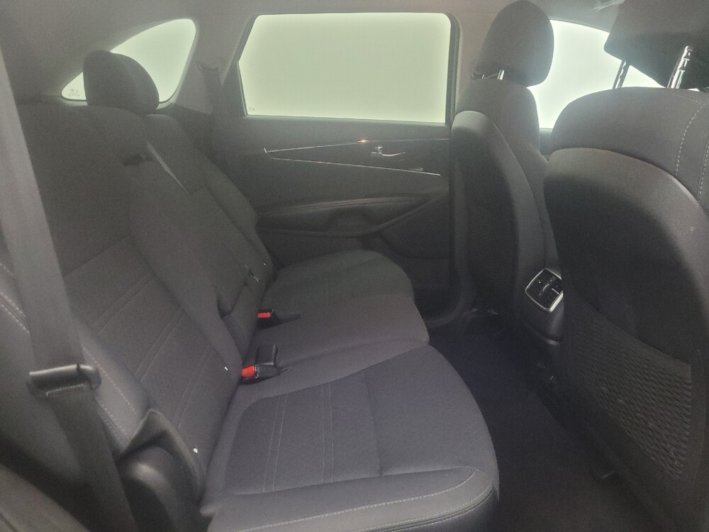 2017 Kia Sorento in Tucson, AZ 85705 - 18125657 19