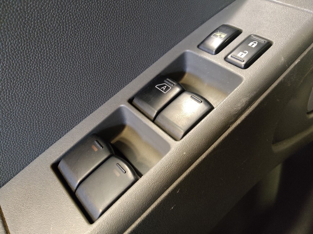 2018 Nissan Frontier in Phoenix, AZ 85022 - 18125658 27