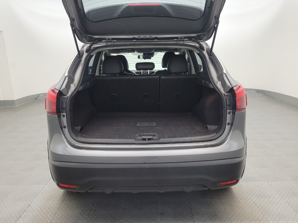 2018 Nissan Rogue Sport in Phoenix, AZ 85015 - 18125660 29