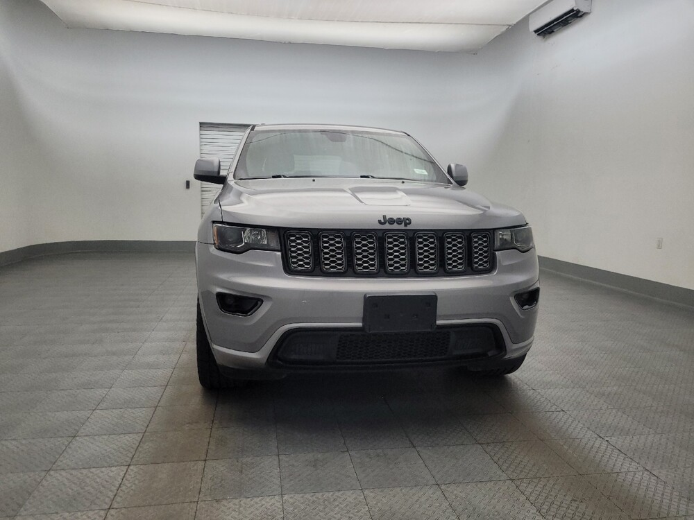 2018 Jeep Grand Cherokee in Mesa, AZ 85210 - 18125663 14
