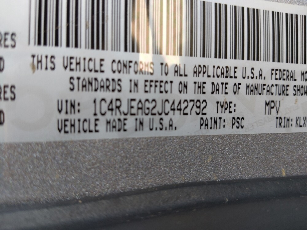 2018 Jeep Grand Cherokee in Mesa, AZ 85210 - 18125663 33