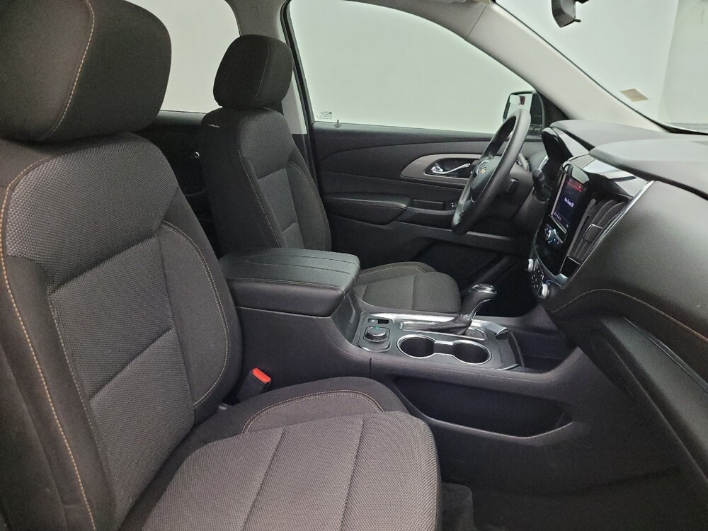 2020 Chevrolet Traverse in Phoenix, AZ 85015 - 18125668 21