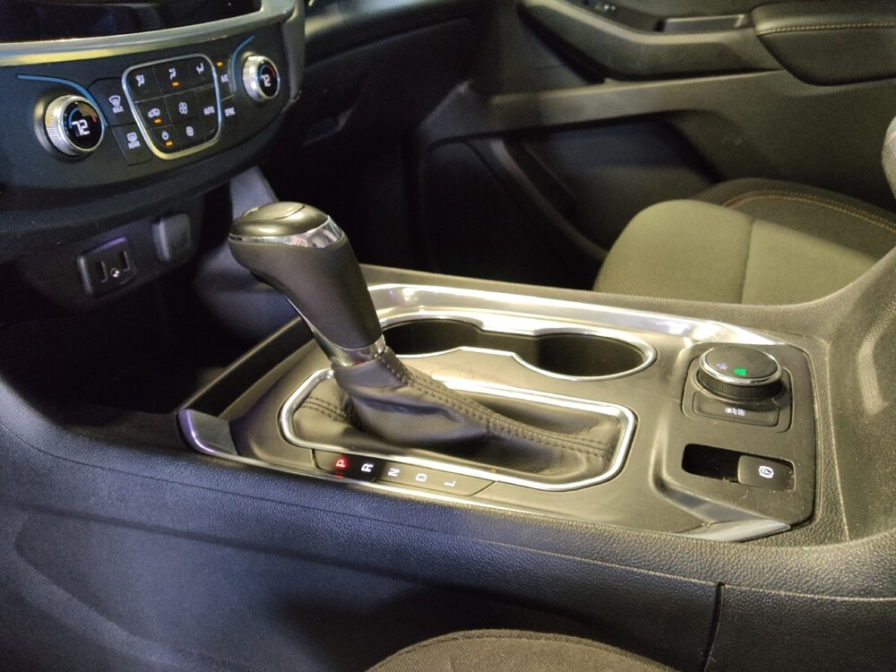 2020 Chevrolet Traverse in Phoenix, AZ 85015 - 18125668 26