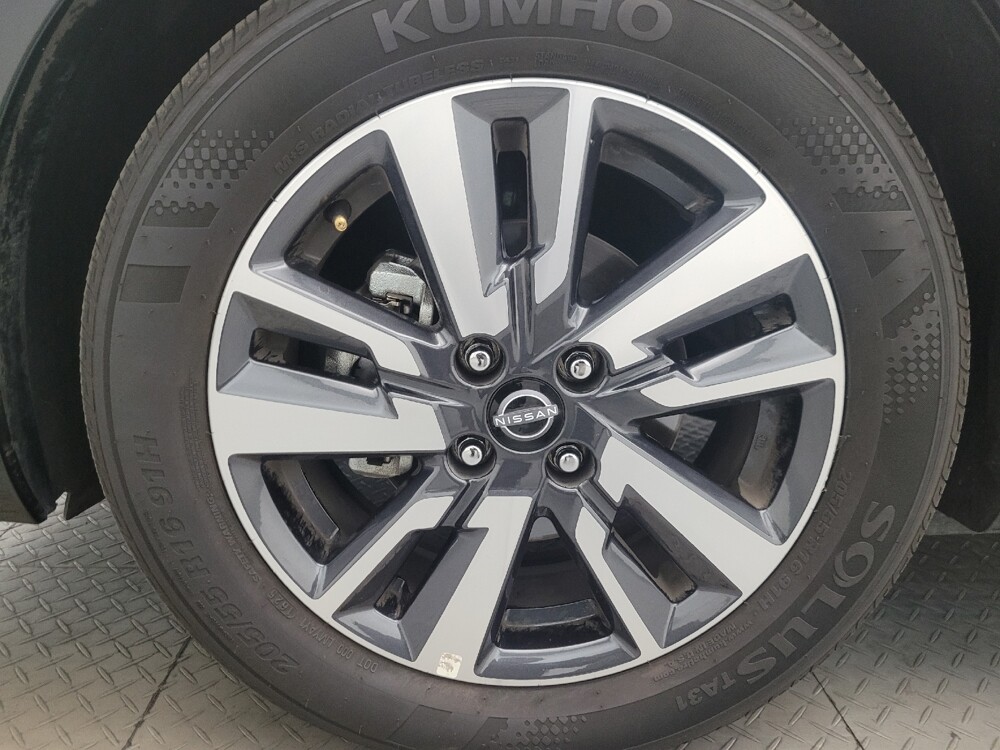 2025 Nissan Versa in Mesa, AZ 85210 - 18125670 31