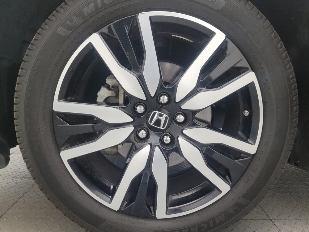 2021 Honda Pilot in Mesa, AZ 85210 - 18125672 31