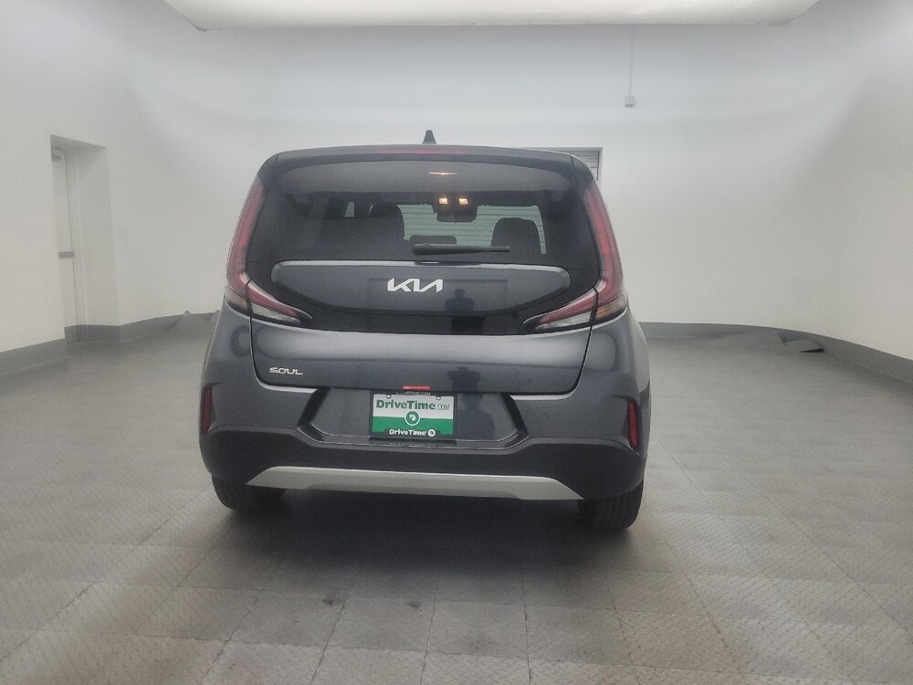 2025 Kia Soul in Tucson, AZ 85705 - 18125675 7