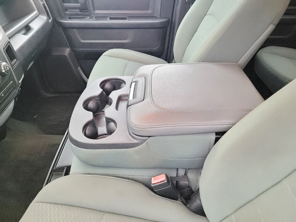 2015 RAM 1500 in Tampa, FL 33619 - 18125683 17