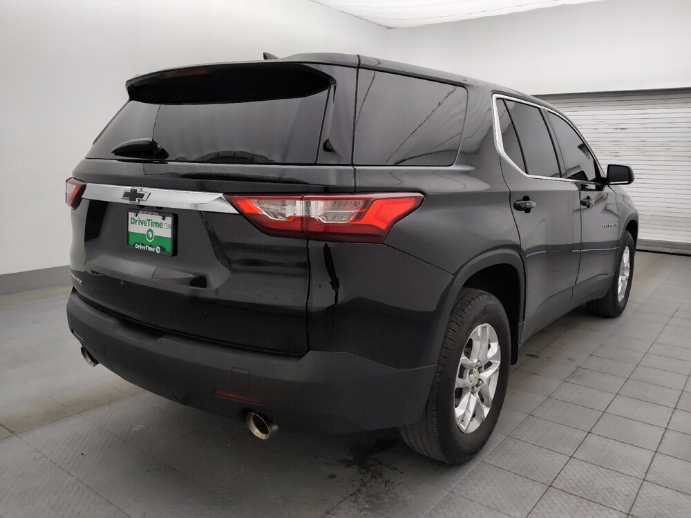 2019 Chevrolet Traverse in Bradenton, FL 34207 - 18125692 9