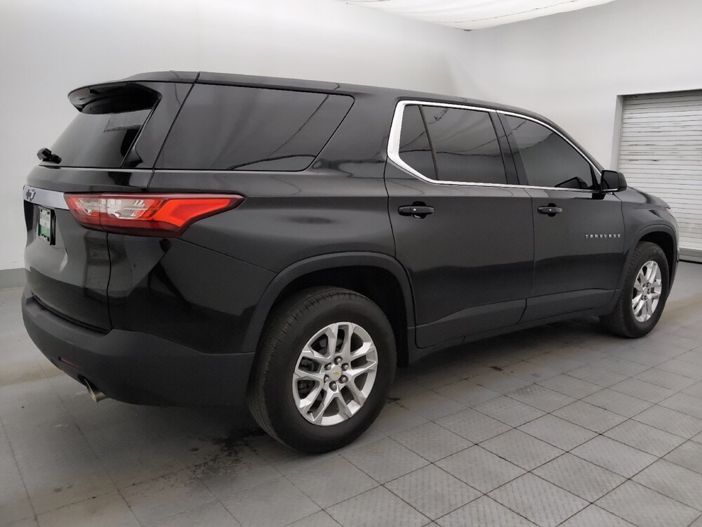 2019 Chevrolet Traverse in Bradenton, FL 34207 - 18125692 10