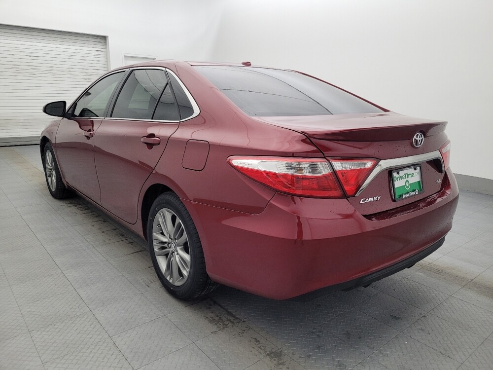 2017 Toyota Camry in Tampa, FL 33619 - 18125694 5