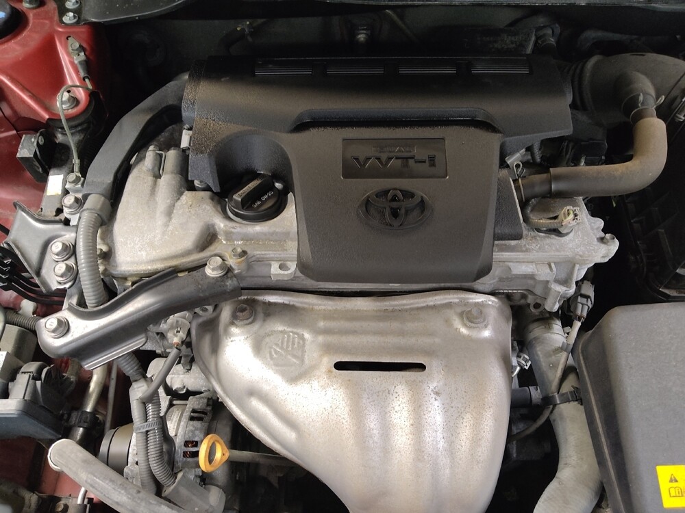 2017 Toyota Camry in Tampa, FL 33619 - 18125694 30