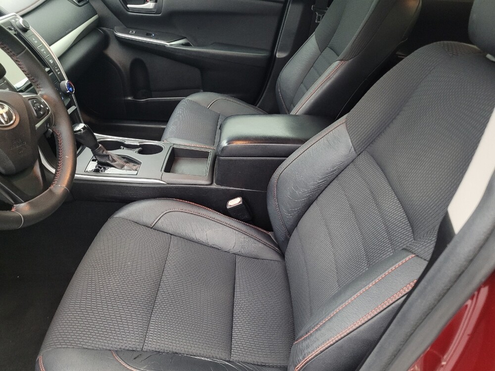 2017 Toyota Camry in Tampa, FL 33619 - 18125694 17