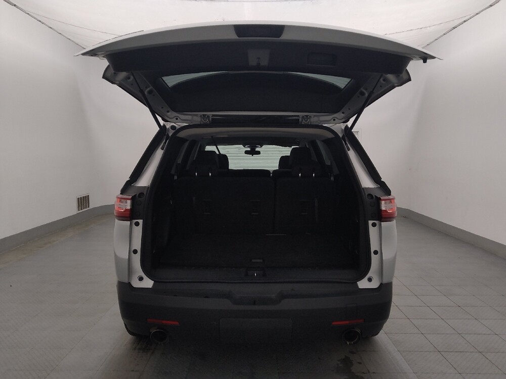 2020 Chevrolet Traverse in Bradenton, FL 34207 - 18125697 29