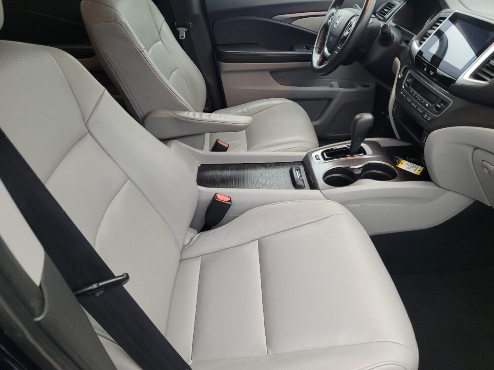 2016 Honda Pilot in Tampa, FL 33619 - 18125698 21