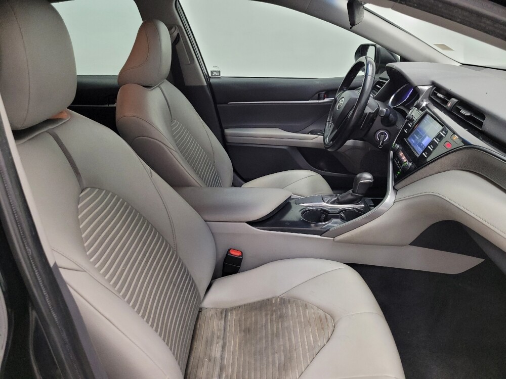 2019 Toyota Camry in Las Vegas, NV 89104 - 18125702 21