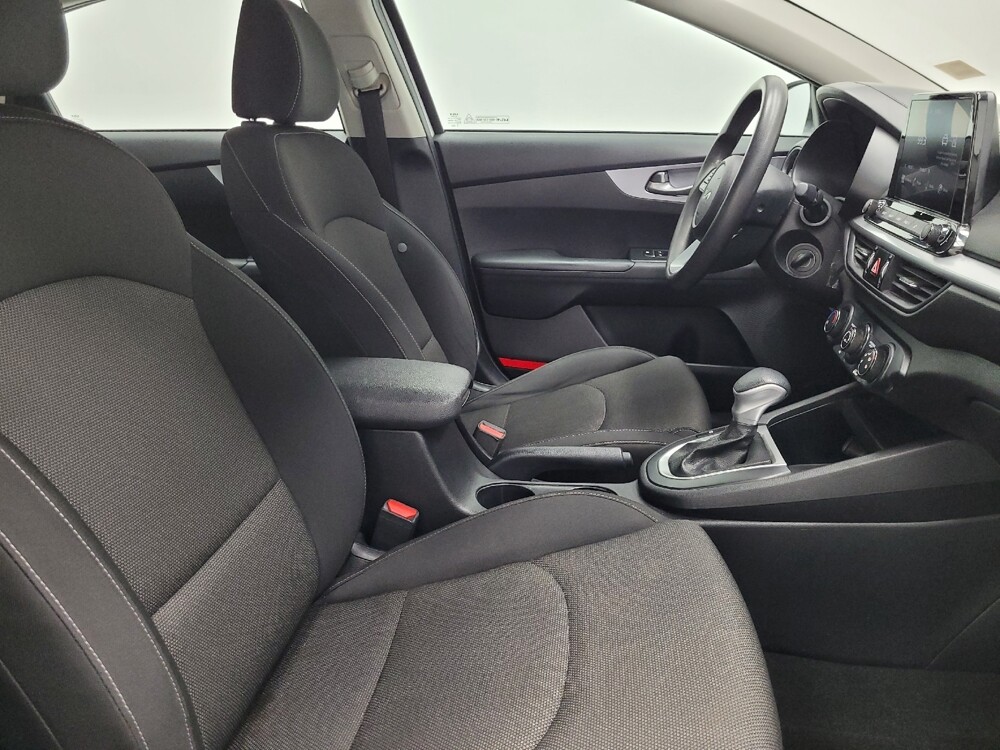 2022 Kia Forte in Las Vegas, NV 89102 - 18125704 21