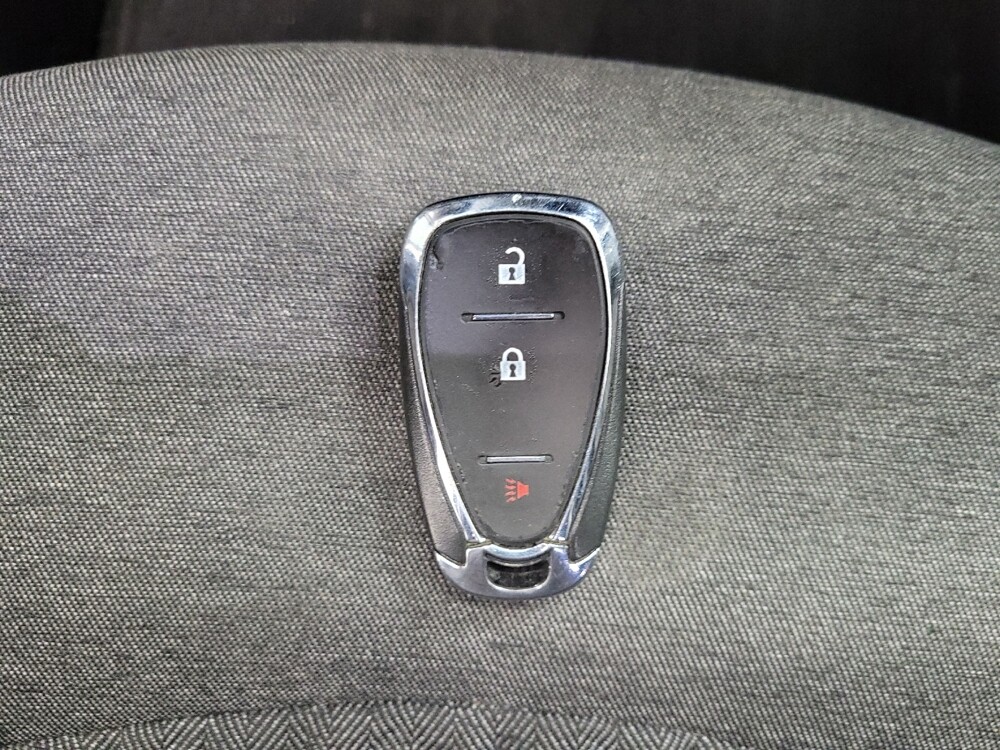 2022 Chevrolet Equinox in Las Vegas, NV 89102 - 18125706 32